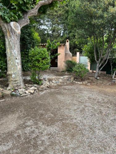 Jolie maison de village à Grimaud