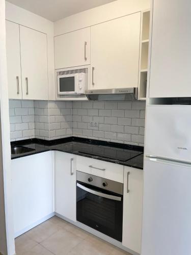Apartamento céntrico con piscina