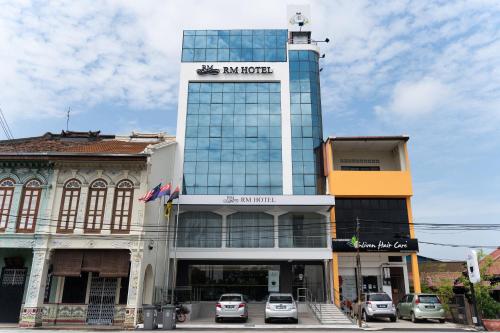 El edificio en el que está el hotel