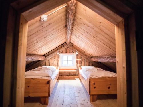 Reine Rorbuer - by Classic Norway Hotelsにあるベッド