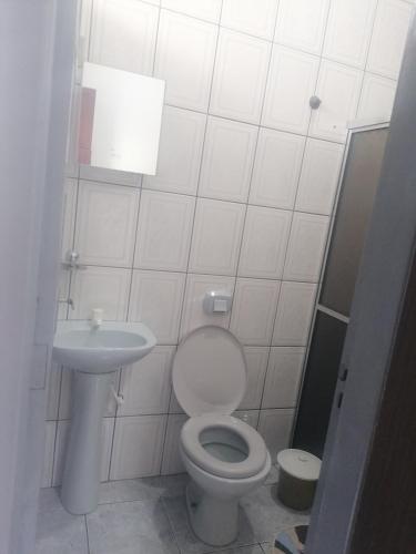 Bilik mandi di quarto para Rapaz, centro, Sinop MT