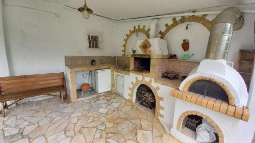 Gambar di galeri bagi Isidoros house di Néa Sílata