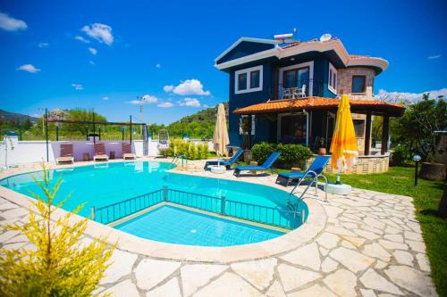 Foto dalla galleria di Villa Sword a Ortaca