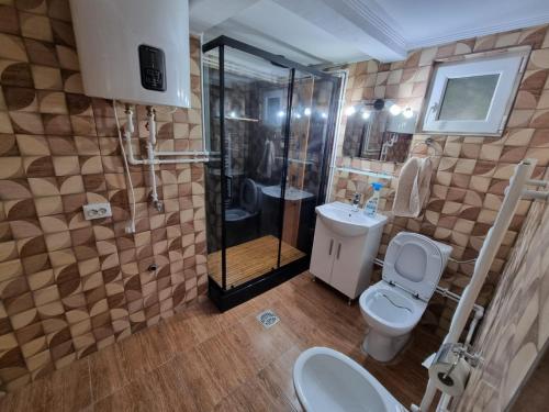 Koupelna v ubytování Casa Alba STr,Crizantemelor 17