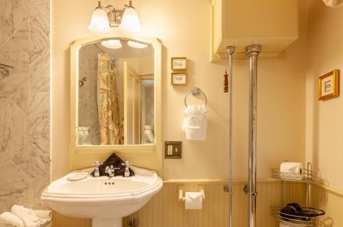 Un baño de Ivy Lodge