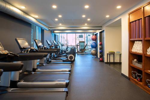 a row of treadmills in a gym at Renaissance Minneapolis Bloomington Hotel in Bloomington