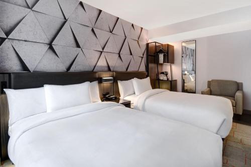 SpringHill Suites by Marriott New York Midtown Manhattan/Park Ave Image