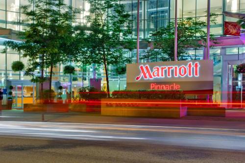 Vancouver Marriott Pinnacle Downtown Hotel Image