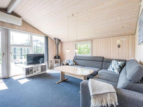 Χώρος καθιστικού στο 4 person holiday home in Hemmet-By Traum
