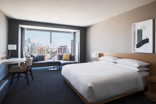 Marriott Marquis Chicago Image