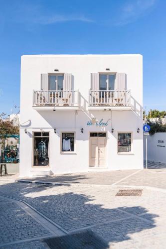 Cozy Brand New Studio in the heart of Naousa