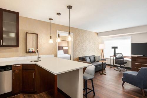 Residence Inn Denver Cherry Creek Image