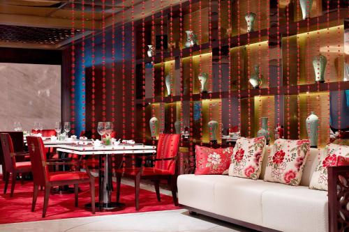 Ruang duduk di The Westin Tianjin