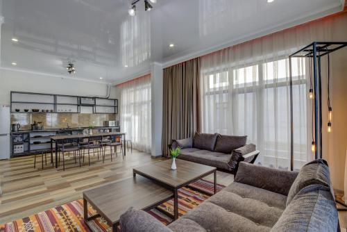 Χώρος καθιστικού στο My hotel Karakol