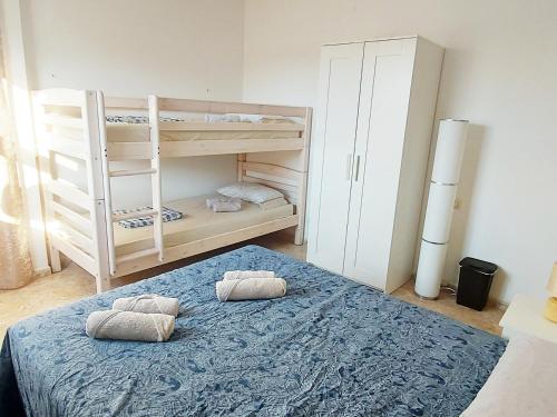 Modern and centric apartment with Air Conditioning - by TENERIFEHINTS