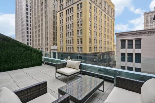 Residence Inn by Marriott New Orleans French Quarter Area/Cen B Image
