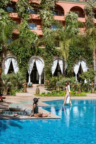 La alberca dentro o cerca de Sofitel Marrakech Palais Impérial & Spa