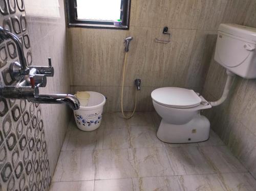 Un baño de Hotel Sony Palace, Kolhapur