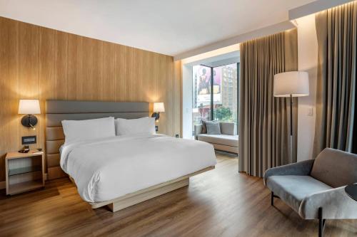 AC Hotel by Marriott Washington DC Convention Center Image