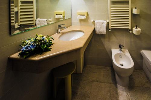 Koupelna v ubytování Hotel Baviera