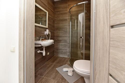 Un baño de Cozy stay by Kaunas vila 9Vėjai