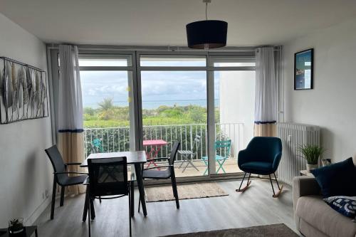 Posezení v ubytování Studio résidence des 3 iles proche thalasso 19