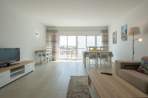 Marina Harbour 18 by Destination Algarve