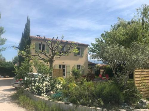 Maison familiale au pied du Mont Ventoux