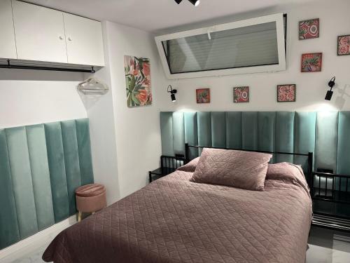 Zdjęcie z galerii obiektu Marbella Playa Real with sea view w Marbelli