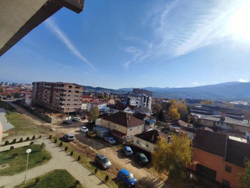 Pemandangan dari udara bagi Milevski's Home
