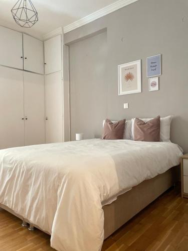 Vivian modern apartment