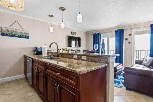 Gambar di galeri bagi 409-Waterfront View, WIFI, Pool, Close to BUCS Stadium di Tampa