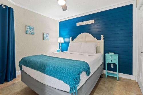 Katil atau katil-katil dalam bilik di 409-Waterfront View, WIFI, Pool, Close to BUCS Stadium