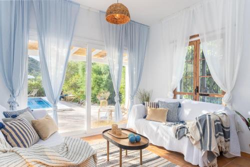 Χώρος καθιστικού στο Finca Águilar