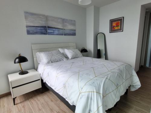 Letto o letti in una camera di Antofagasta de Ensueño-SOLO ADULTOS