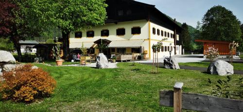 Galeriebild der Unterkunft Pension Hohenkendl in Schwendt