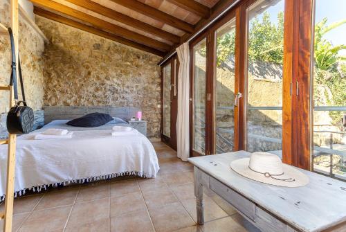 Postel nebo postele na pokoji v ubytování Townhouse La Fresqueta by homevillas360