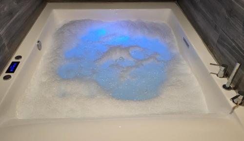 Romantic Suite&GRANT Jacuzzi