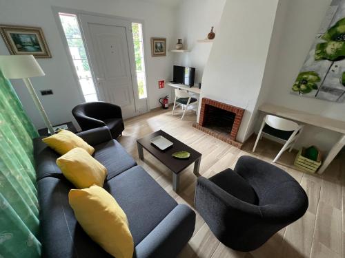 Gallery image of Casa Montse in Cala Galdana