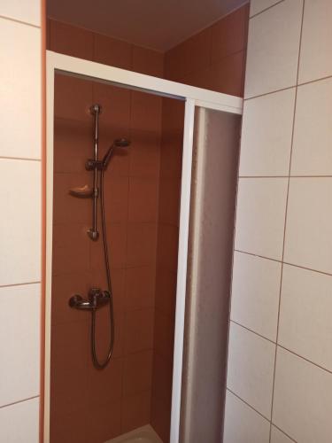 Koupelna v ubytování Pokoje Goscinne Bartosz