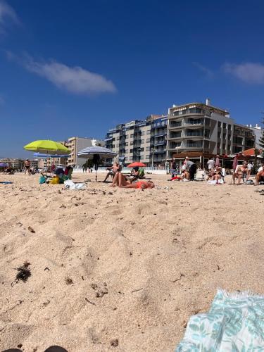 Exclusive apartment for 6 people on the beach - front line - 1st line