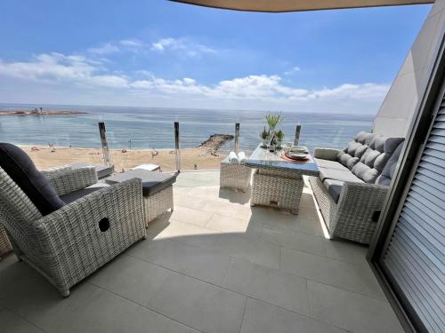 Exclusive apartment for 6 people on the beach - front line - 1st line