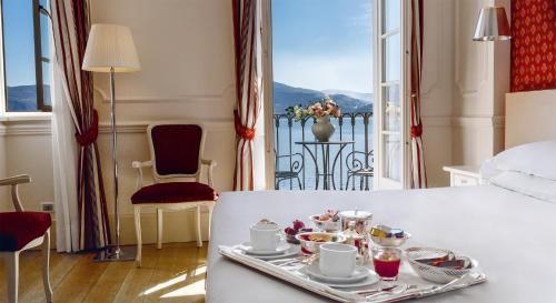 Nespecifikovaný výhled na hory nebo výhled na hory při pohledu z hotelu