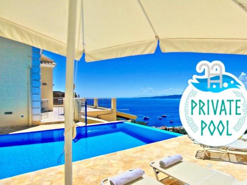 Πισίνα στο ή κοντά στο Kalami Beach Luxury Villa with heatable private pool by DadoVillas
