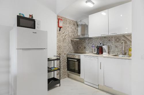 Gallery image of Pool side Villa Zara in Albufeira