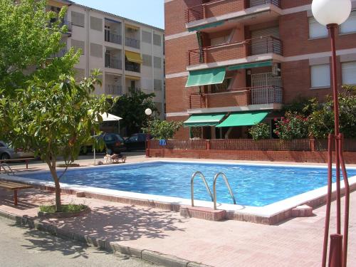 Bazén v ubytovaní Apartament amb jardí privat i piscina alebo v jeho blízkosti