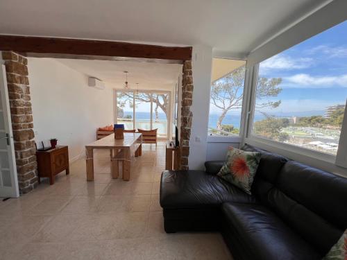 Apartamento con terraza y vistas al mar - Tree House Salou
