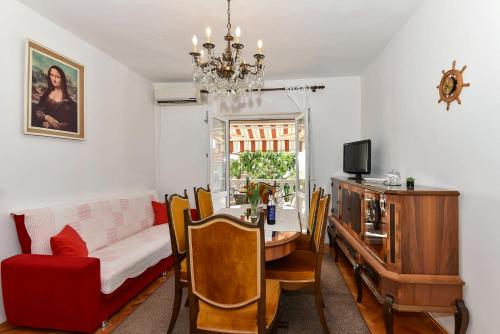 Lana apartman