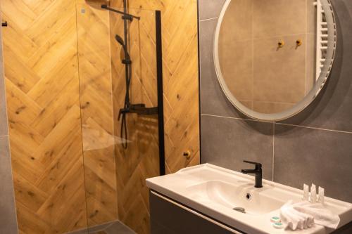 Koupelna v ubytování Apartamenty Lesko 23