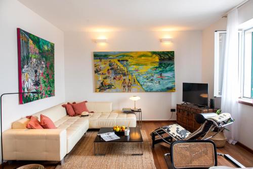 Spacious 3BR Seaview Apt Near Old Town & Beach